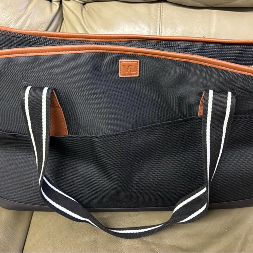 Pet carrier made by Vibrant life for small dog